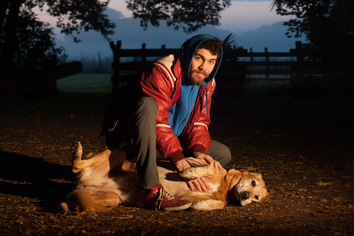 Santi Adano presenta Perro de Caza / Perro de casa